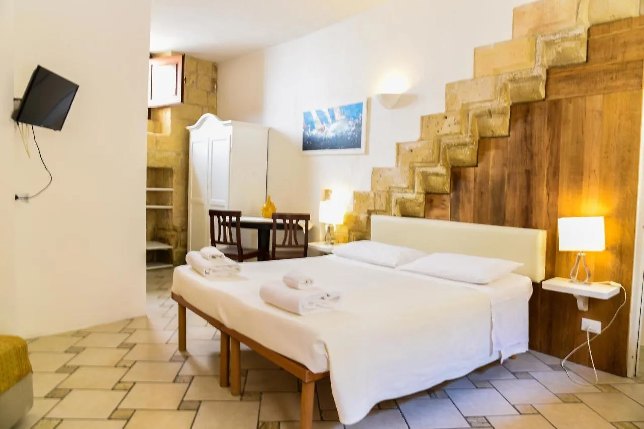B&B Demetra Appartamenti Lecce 2*,  Italien