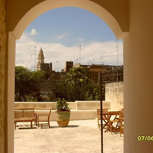 La Casa Gialla Bed & Breakfast